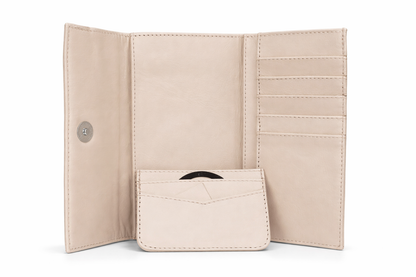 Mag-Grande Ivory Leather Wallet