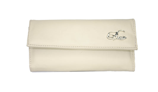 Aricio Mag Grande ivory leather wallet shown from the front view