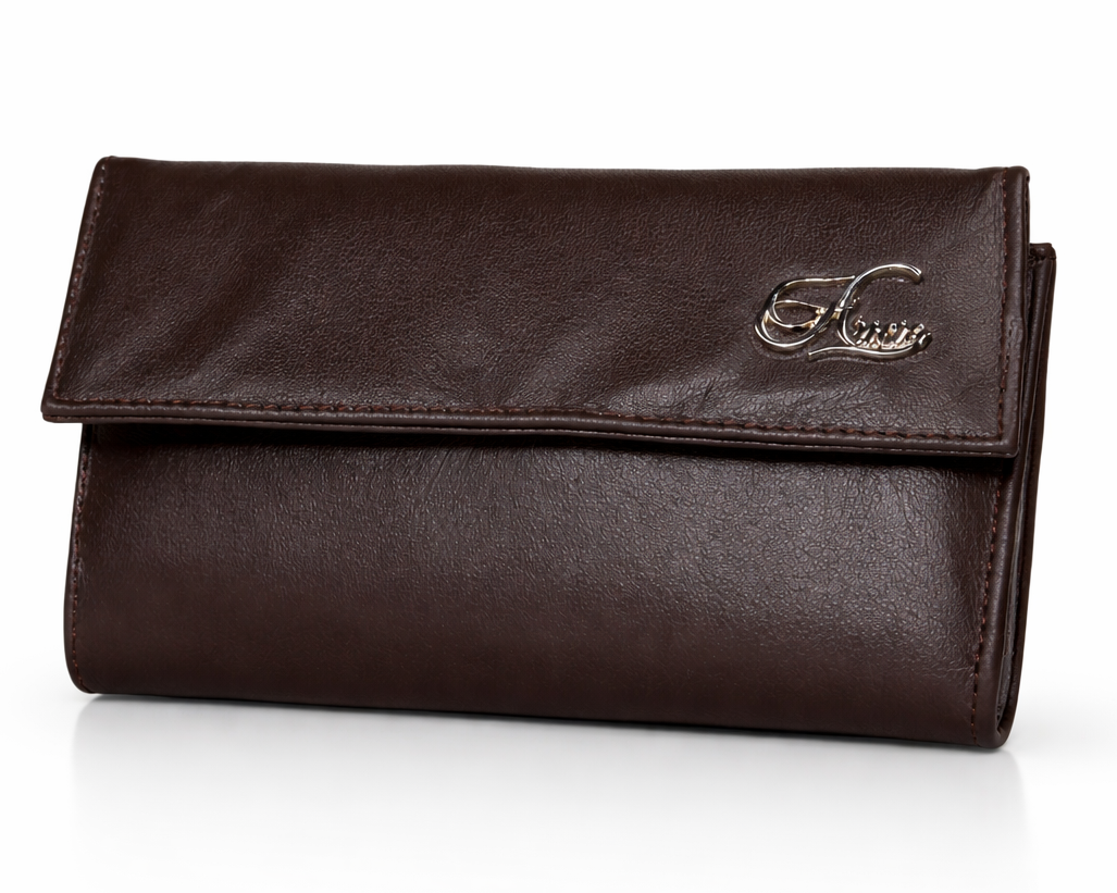 Aricio handcrafted tobacco leather RFID MagSafe card holder