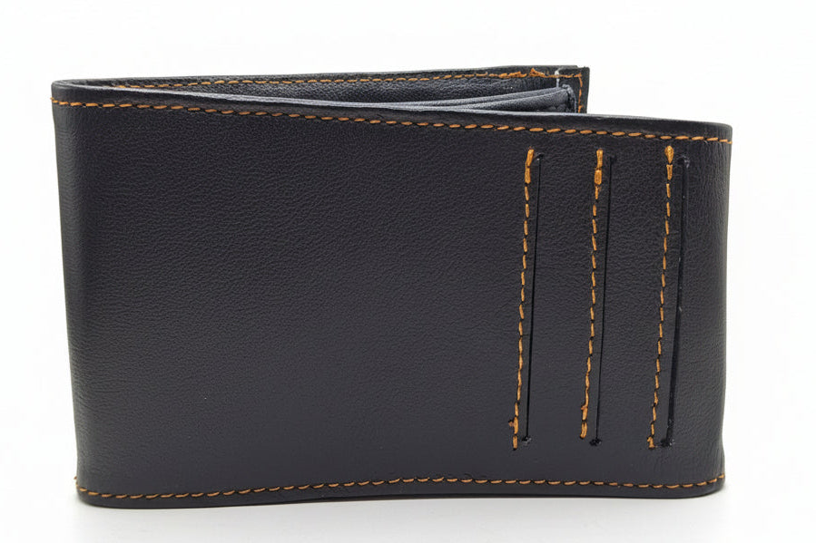 Aricio Dandy MAG classic black leather wallet with RFID protection credit card slot.